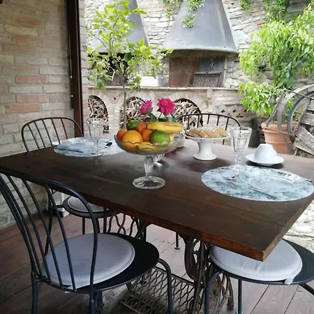 La Buca 컨트리하우스 카스텔로 디 세라발레