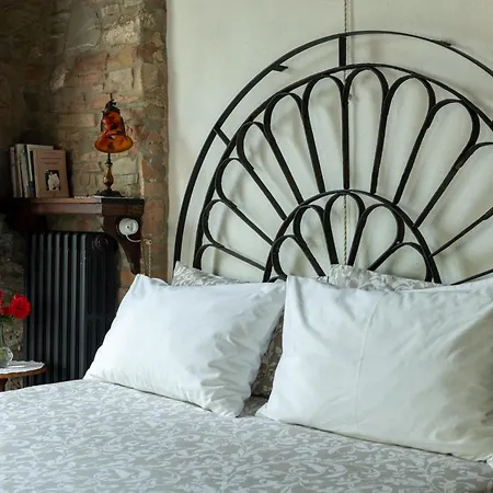 La Buca * 카스텔로 디 세라발레