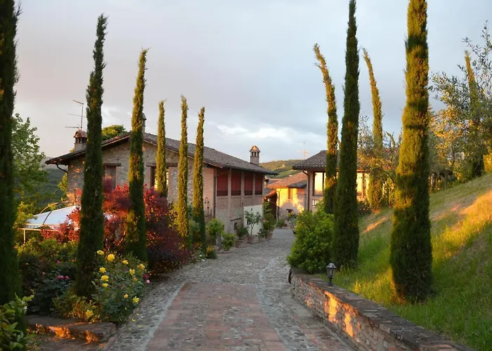 La Buca * Castello di Serravalle