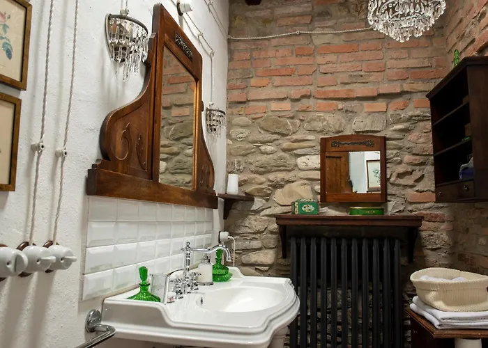 La Buca Castello di Serravalle